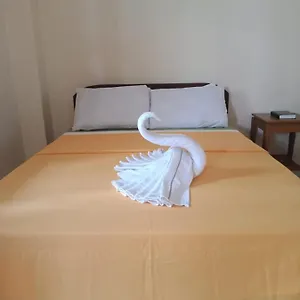 Almedilla House Мини-отель